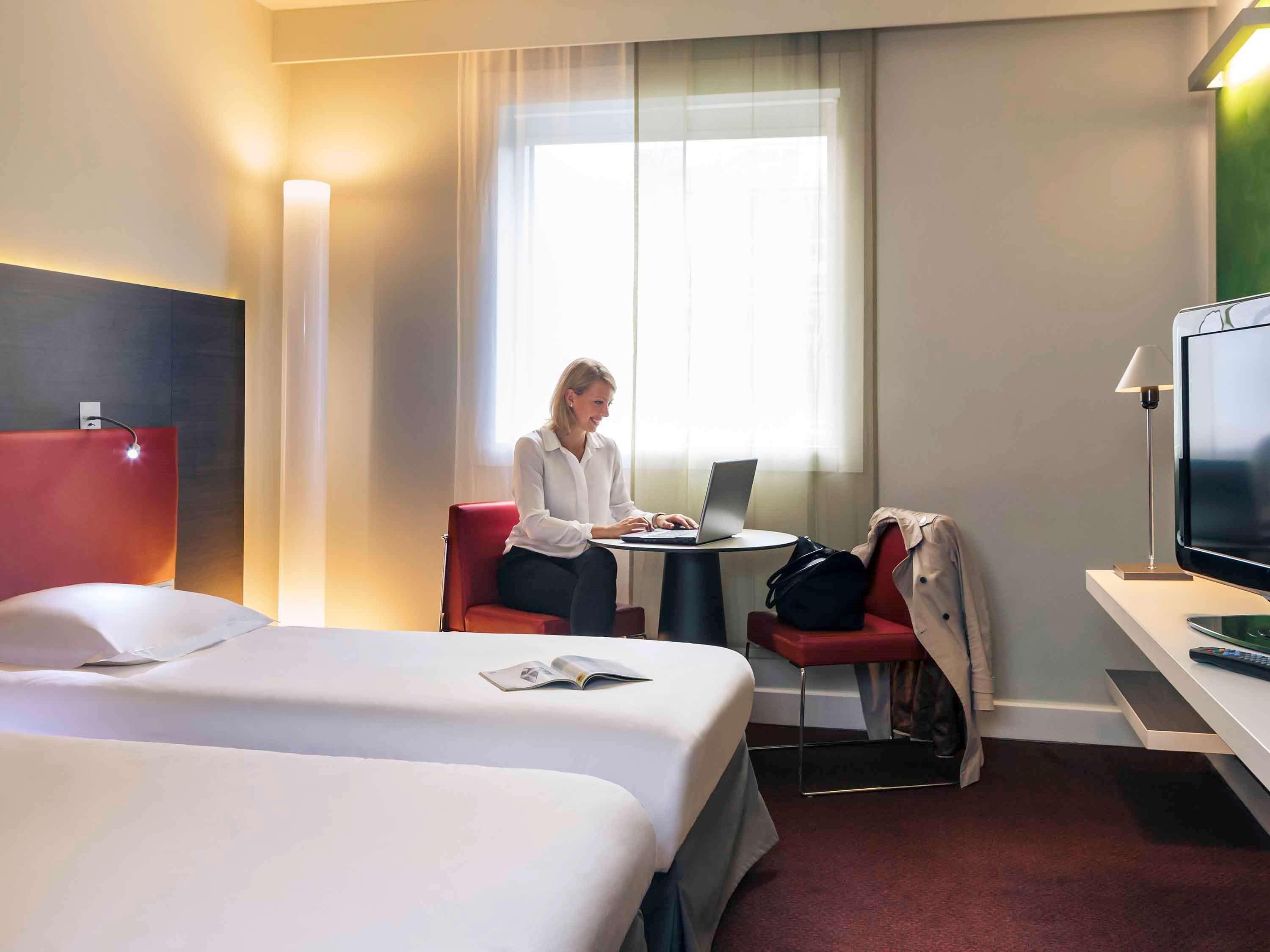 נאנטר Mercure Paris La Defense Grande Arche מראה חיצוני תמונה