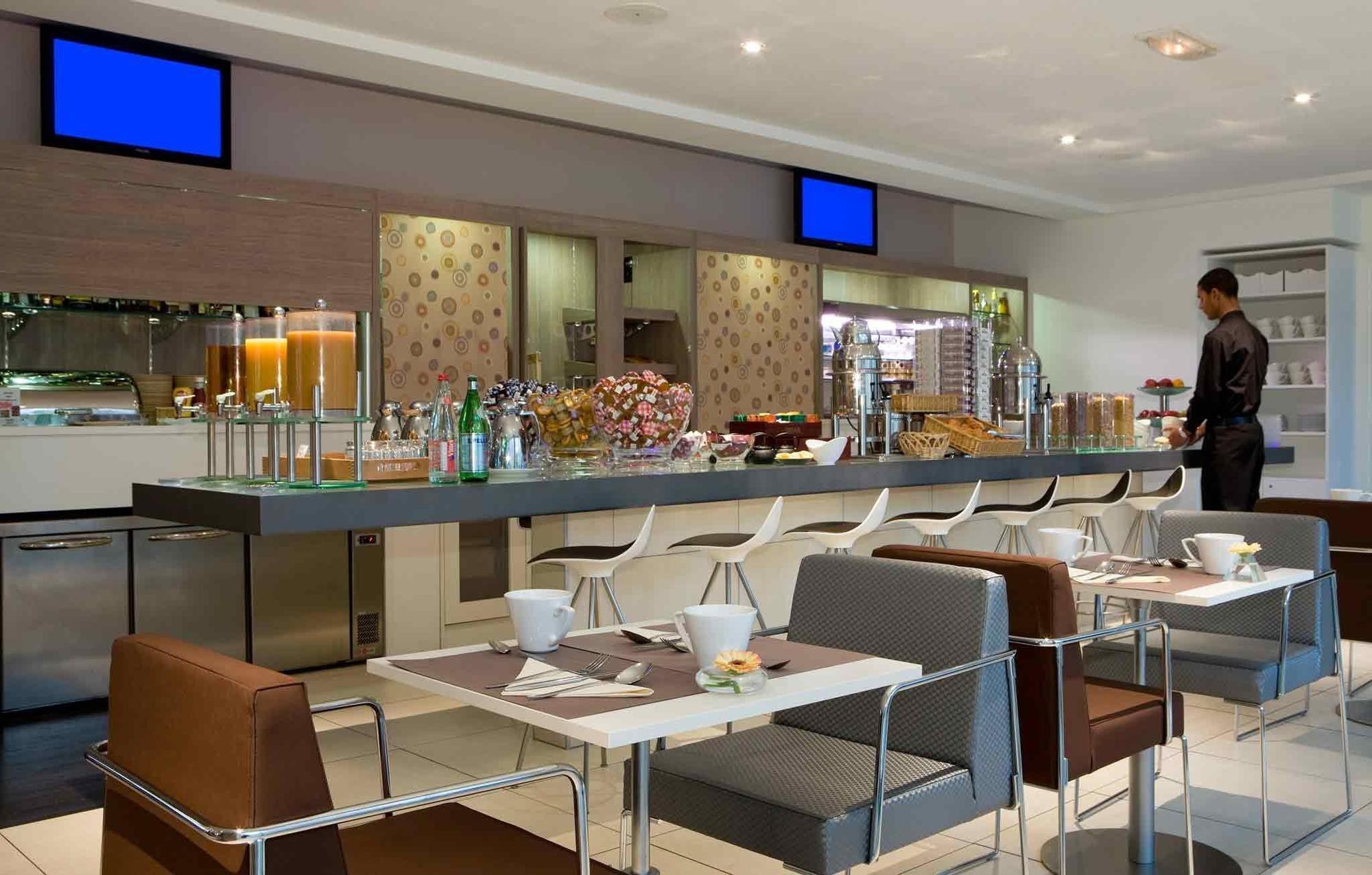 נאנטר Mercure Paris La Defense Grande Arche מראה חיצוני תמונה