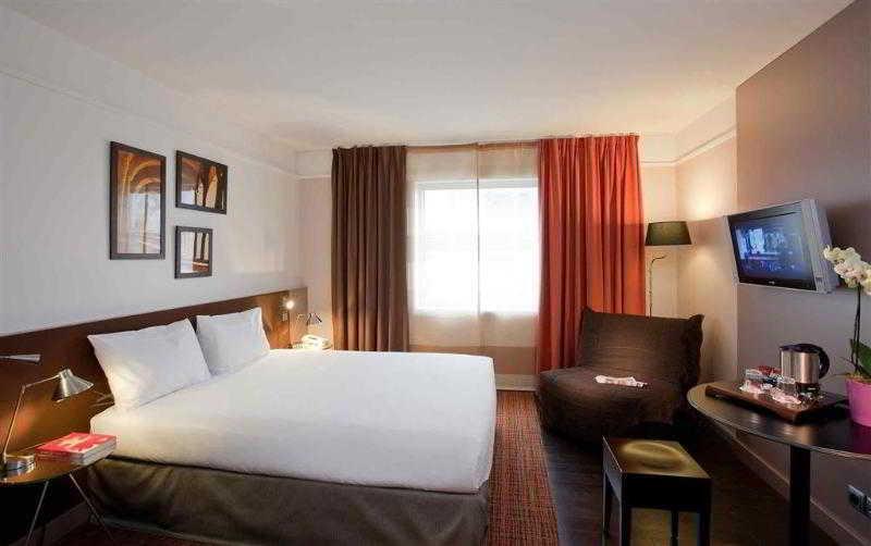 נאנטר Mercure Paris La Defense Grande Arche מראה חיצוני תמונה